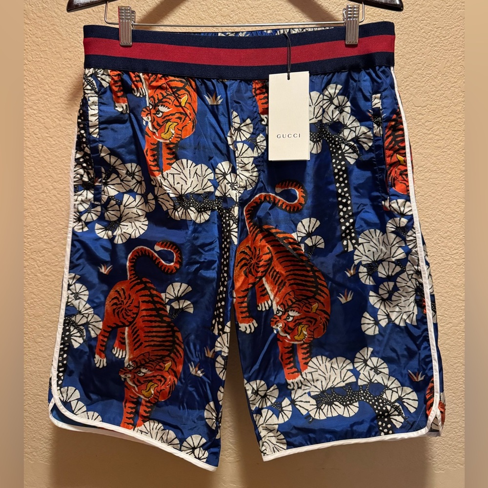 New Authentic Gucci Tiger Swim Shorts Size 48 / US M / Fits Waist 32 34